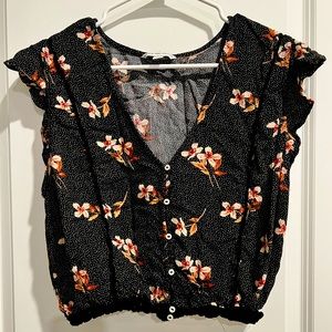 AE Floral Short Sleeved Crop Top